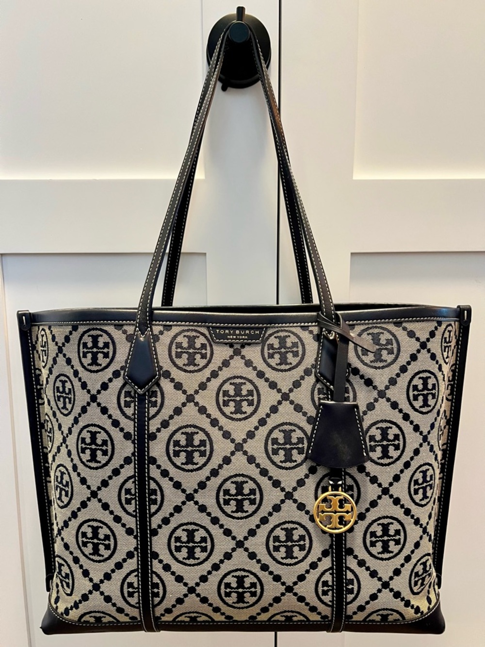 ⭐️Tory Burch Perry T Monogram Jacquard Tote Midnight Blue with Gold Charm